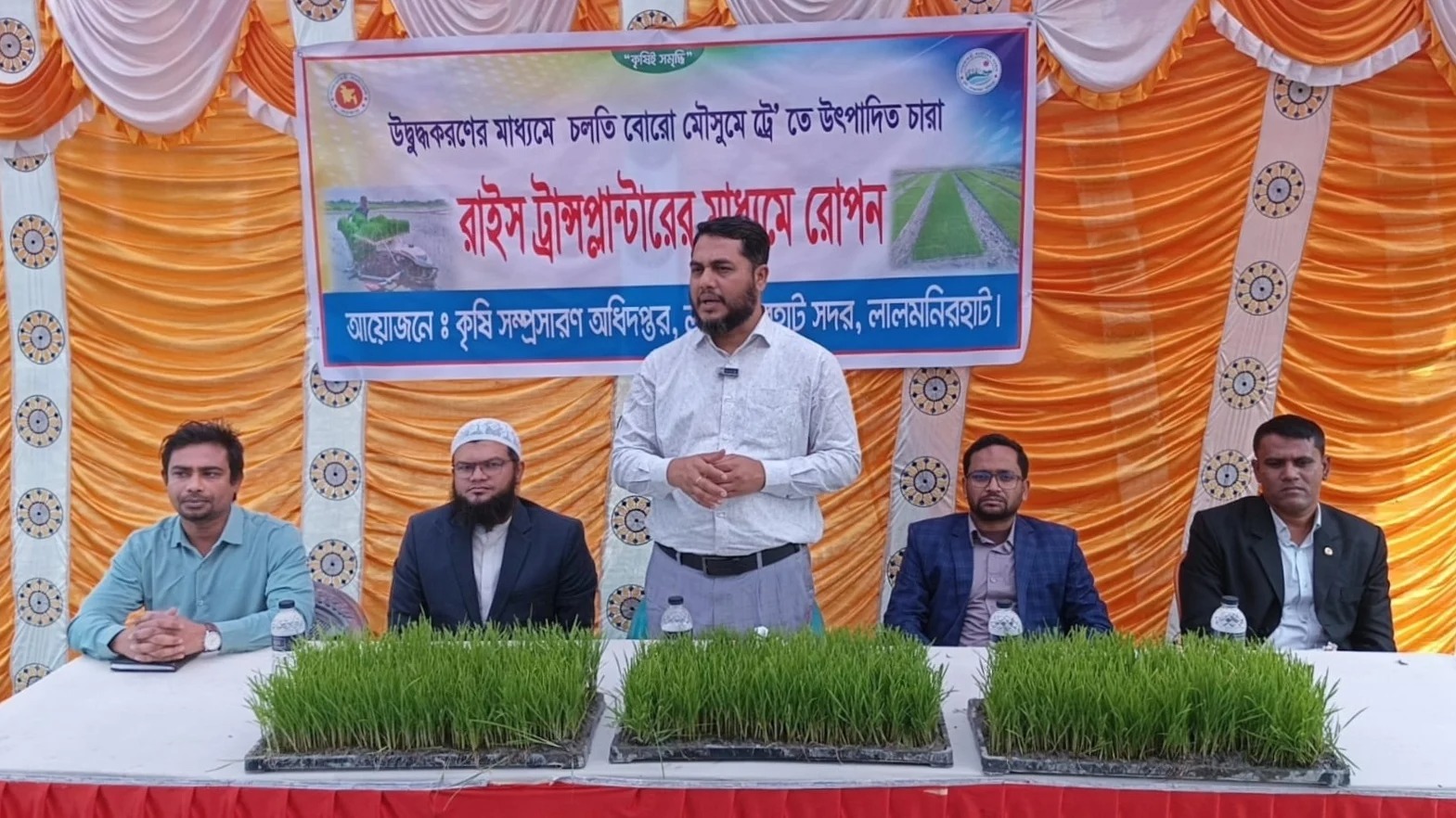 গাজীপুরে আধুনিক কৃষিযন্ত্র ব্যবহারে কৃষকদের প্রশিক্ষণ