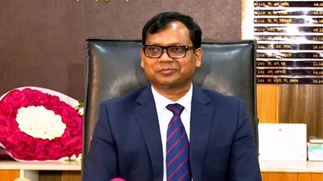 সিলেটের ডিসি সারোয়ারকে শোকজ